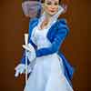 Tonner Scarlett O'Hara Don't Look Back doll with Franklin Mint jewelry, hat, and parasol